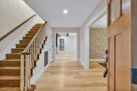 Entry Way - 1027 Rucker Ln, Murfreesboro, TN 37128 photo 1 of 5