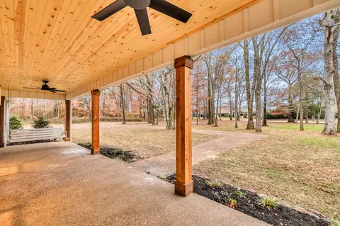 Exterior - 1027 Rucker Ln, Murfreesboro, TN 37128 photo 3 of 16