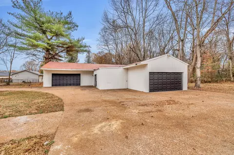 Exterior - 1027 Rucker Ln, Murfreesboro, TN 37128 photo 15 of 16