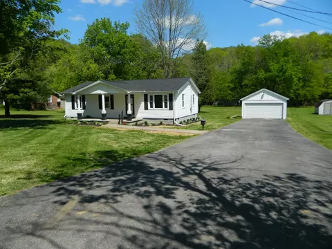 1920 Scotty Parker Rd, Gallatin, TN 37066