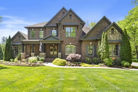 1215 Mary Helen Dr, Nashville, TN 37220