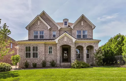 3679 Martins Mill Rd, Thompsons Station, TN 37179