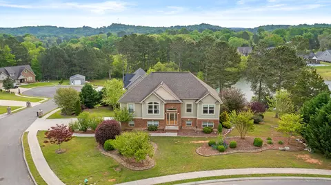 14 Inlet Dr, Rock Spring, GA 30739