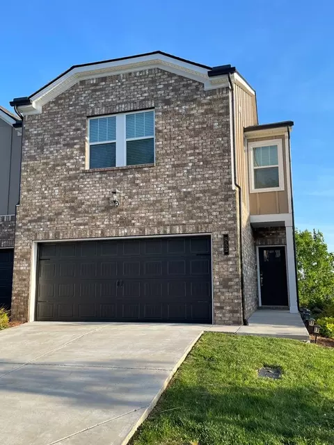 852 Longleaf Ln, Columbia, TN 38401
