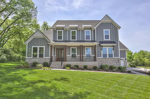 676 Concord Dr, Gallatin, TN 37066