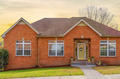 106 Walton Trce N, Hendersonville, TN 37075