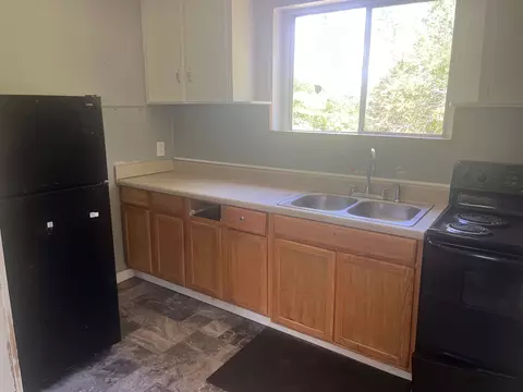 1105 E Walnut St, Dickson, TN 37055 photo 8