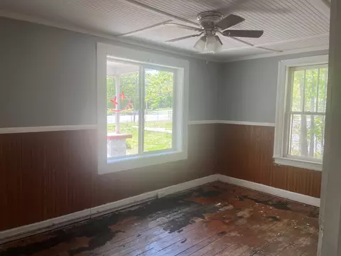 1105 E Walnut St, Dickson, TN 37055 photo 5
