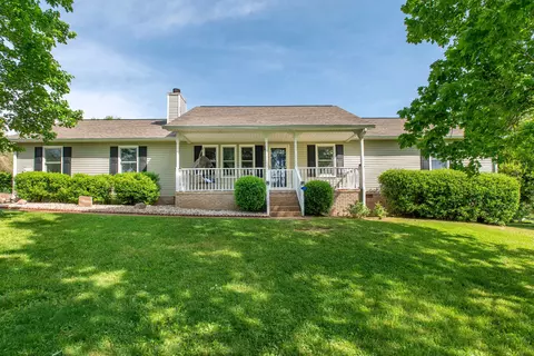 407 Lake Cir, Columbia, TN 38401