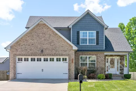 707 Crestone Ln, Clarksville, TN 37042