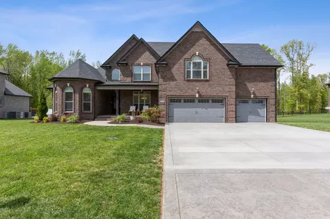 1111 Reda Dr, Clarksville, TN 37042