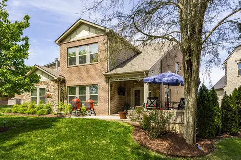 1720 Boardwalk Pl, Gallatin, TN 37066