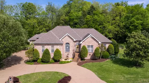 513 Lexington Dr, Lebanon, TN 37087
