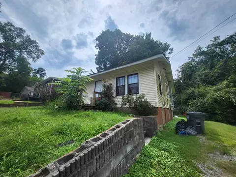 826 Gracey Ave, Clarksville, TN 37040