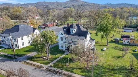 304 Russell St, Petersburg, TN 37144