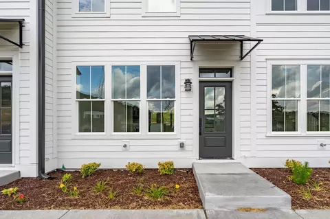 102 Stella Dr, Nashville, TN 37209