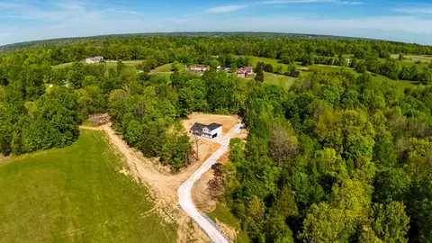 1035 Eljie Rd, Cumberland Furnace, TN 37051