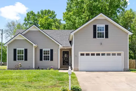 3808 Mcallister Dr, Clarksville, TN 37042