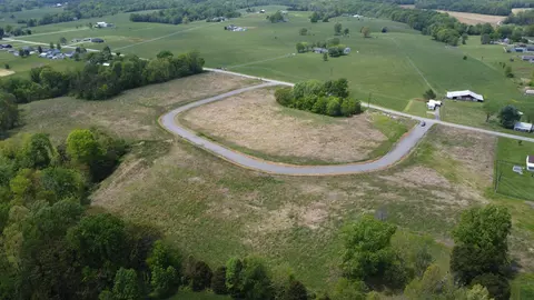 5 Frogpond Cir, Lafayette, TN 37083 photo 6
