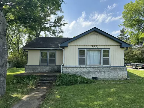 728 N Greenwood Ext, Lebanon, TN 37087