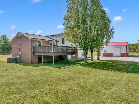1138 Weeks Rd, Murfreesboro, TN 37127