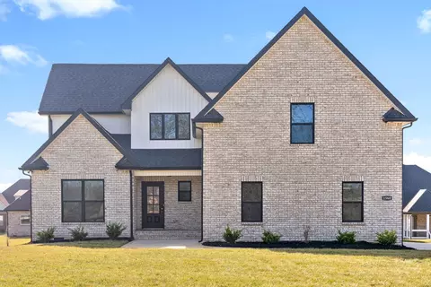150 Hartley Hls, Clarksville, TN 37040