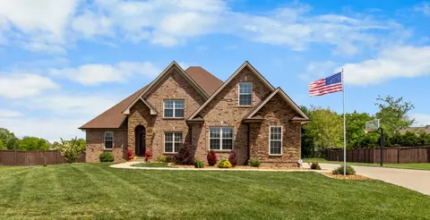 741 Valencia Dr, Clarksville, TN 37043