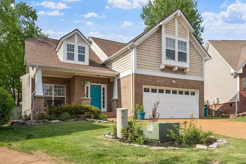 1709 Freiburg Dr, Spring Hill, TN 37174