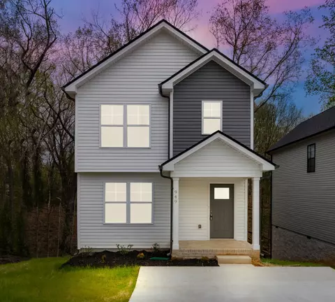 949 Oak Ln, Clarksville, TN 37040
