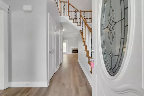 Entry Way - 1823 Potters Ct, Murfreesboro, TN 37128 photo 1 of 6