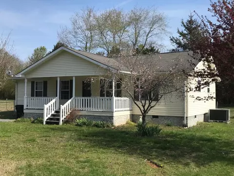395 Harmon Dr, Dunlap, TN 37327