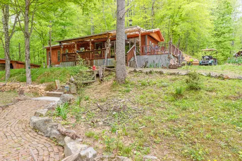 98 Hilltop Retreat, Waverly, TN 37185
