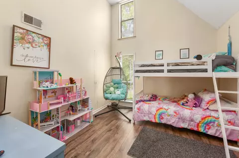 Bedroom - 23 Springview Dr, Jackson, TN 38305 photo 2 of 3