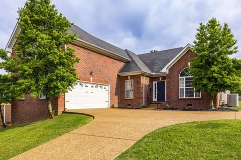 133 Walton Trce S, Hendersonville, TN 37075