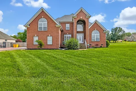 7302 Hudgins Ct, Fairview, TN 37062