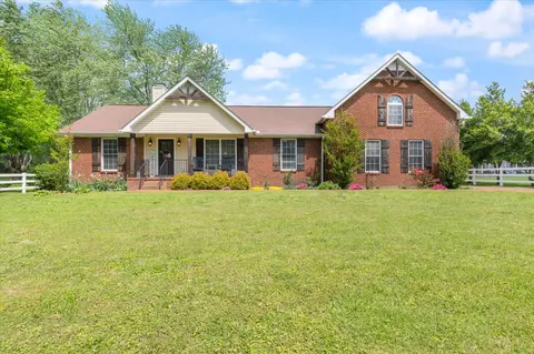 2693 Old Greenbrier Pike, Greenbrier, TN 37073