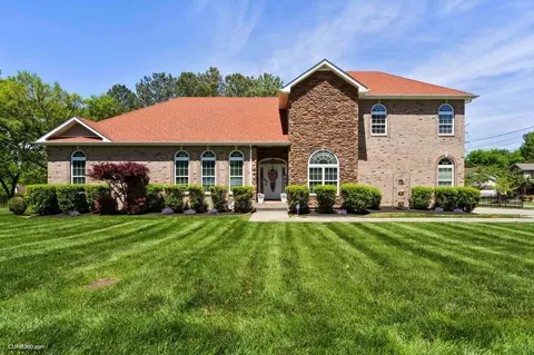 250 Blair Dr, Clarksville, TN 37043