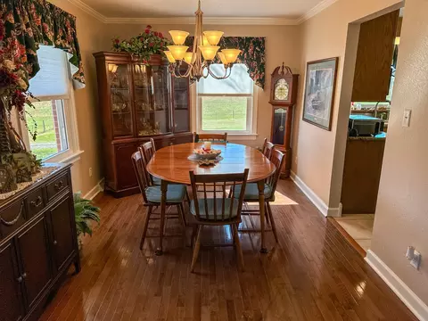 Dining - 2425 Smith Fork Rd, Olivehill, TN 38475 photo 1 of 2