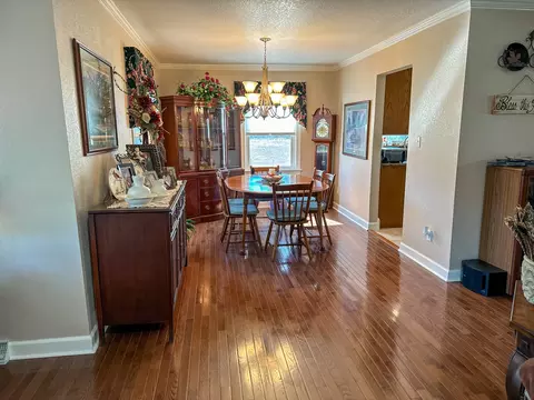 Dining - 2425 Smith Fork Rd, Olivehill, TN 38475 photo 2 of 2