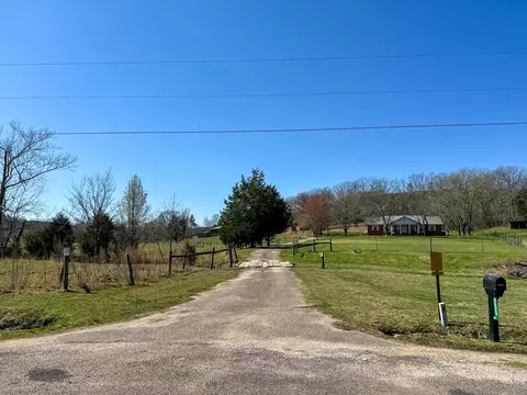 View/Area - 2425 Smith Fork Rd, Olivehill, TN 38475 photo 7 of 27