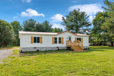 513 Central Ave, Chapel Hill, TN 37034