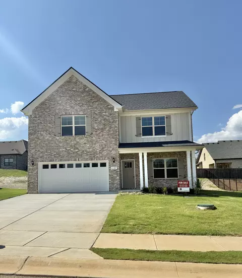 1167 Amber Hills Dr, Ashland City, TN 37015