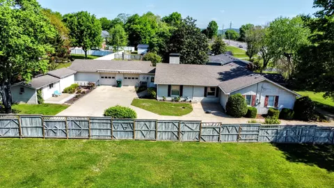 1634 Mill St, Pulaski, TN 38478