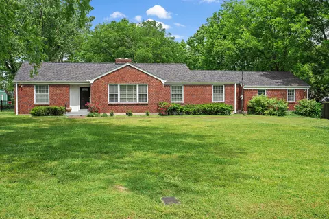 1209 Littonwood Dr, Nashville, TN 37216