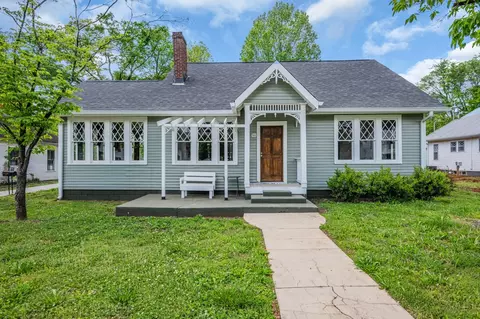 902 Main St, Huntland, TN 37345