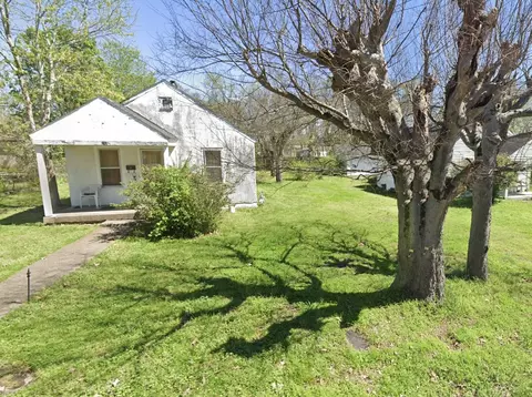 719 N Greenwood Ext, Lebanon, TN 37087