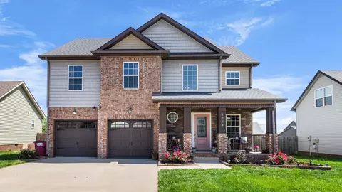 1069 Castlerock Dr, Clarksville, TN 37042
