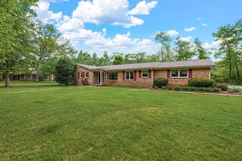 107 Larkway Cir, Tullahoma, TN 37388