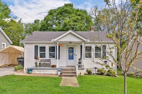 121 Sunset Ln, Columbia, TN 38401