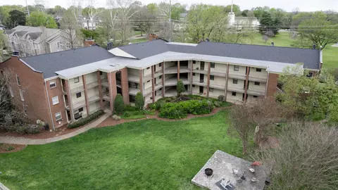 3168 Hillsboro Pike, Nashville, TN 37215